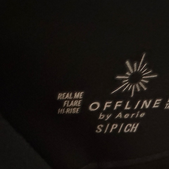 313 OFFLINE by Aerie | NWT $50 Black Real Me Flare Hi-Rise Leggings (Size S) - Picture 6 of 14